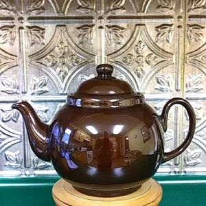 Brown Betty Teapot with lid